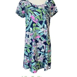 Guc Lilly Pulitzer Tammy dress in Navy sway this way